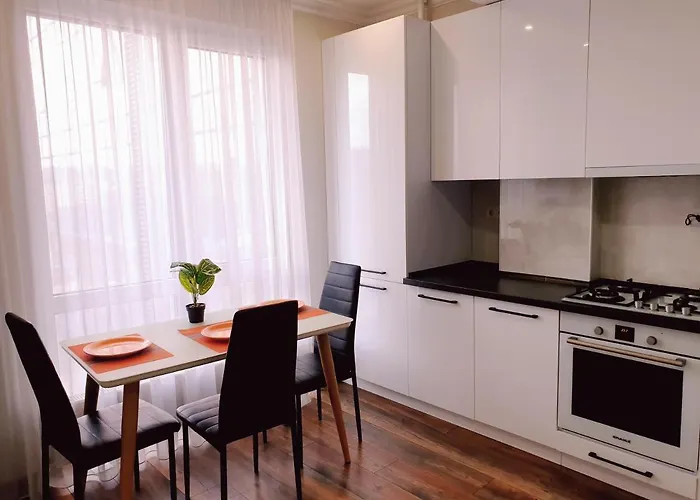 Stylish Apartment In City Center